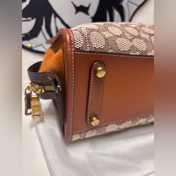 Coach Rogue 25 in Signature Textile Jacquard and Glovetanned Leather - Picture 7 of 15